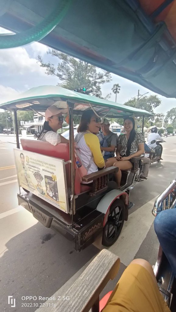 ขับรถให้ปลอดภัย